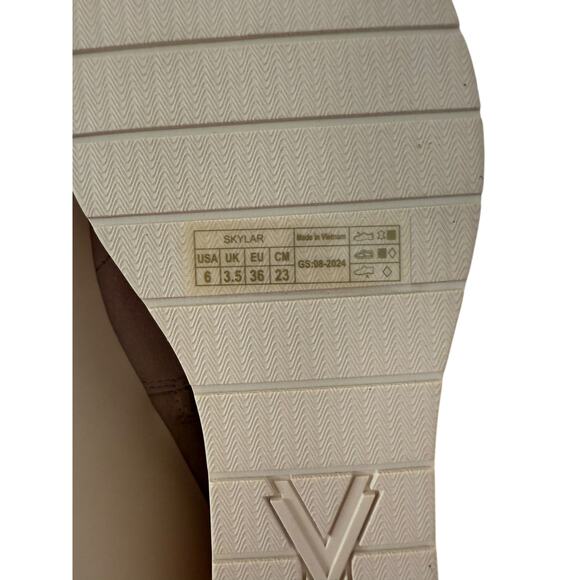 Vionic Women's Oatmeal Suede Skylar Comfort Wedge Short Boots Size 6 - Picture 10 of 11